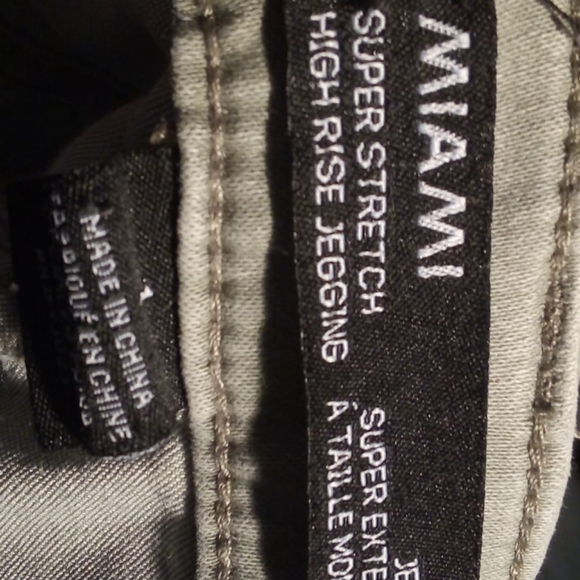 Jegging - Picture 3 of 3